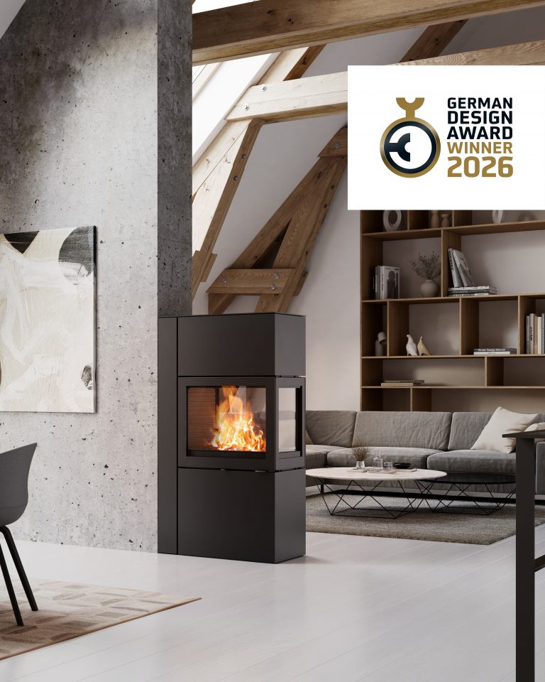 social-media-instagram-post-600-rd-holz-kaminofen-raumteiler-wohnzimmer-german-design-award-winner-2026-4x5